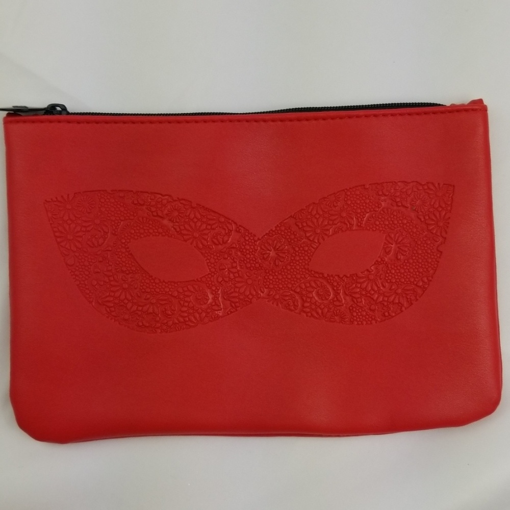 🍓Ipsy Masquerade Cosmetic Bag/Case